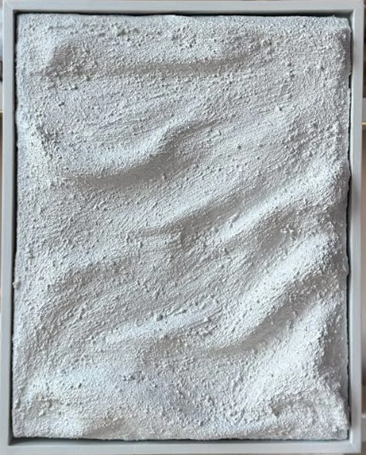 Undulart Snow