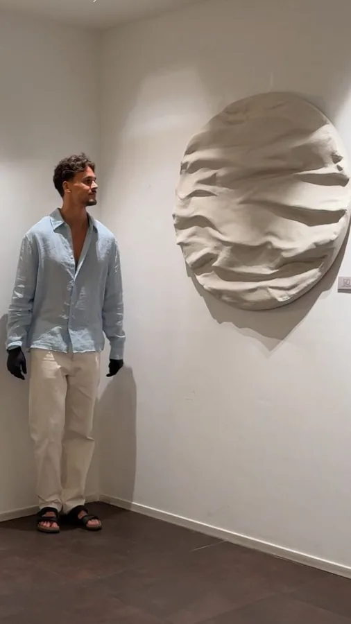 Artwork by Lazlo Jacobs at Rob Peetoom